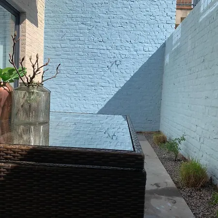 D&s Lifestyle Met Terras 18m² Koningslaan דירה
